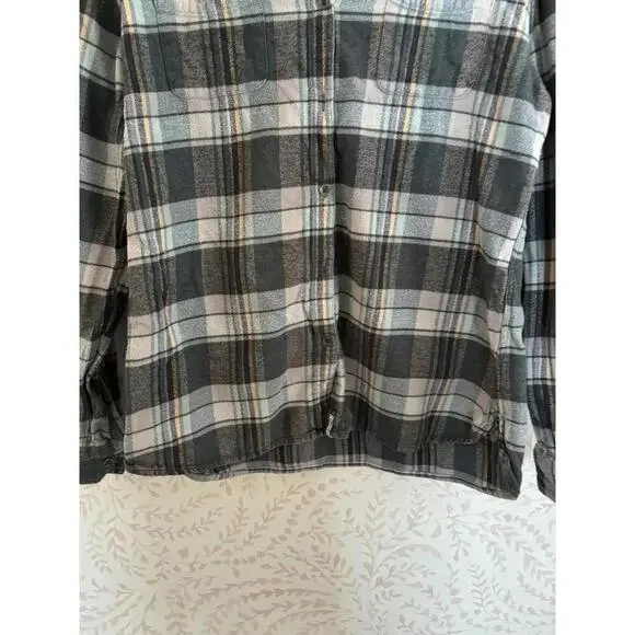 Woolrich Plaid Flannel Shirt - L - Picture 5 of 6